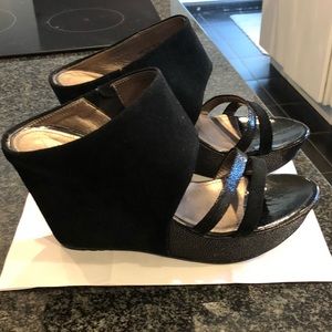 Kenneth Cole wedges